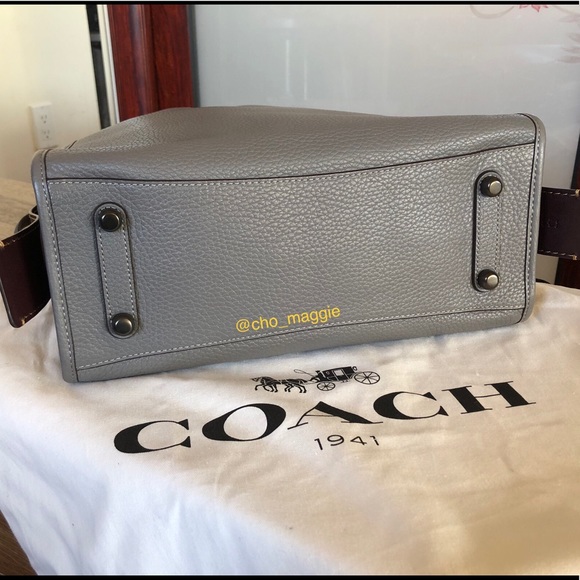 Coach EUC Grey pebbled leather Rogue 30 in 
like new! OFFERS WELCOME! - Picture 3 of 6